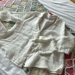 beautiful linen top, great condition!